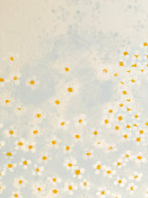 Load image into Gallery viewer, Heavenly Daisy Flowers
